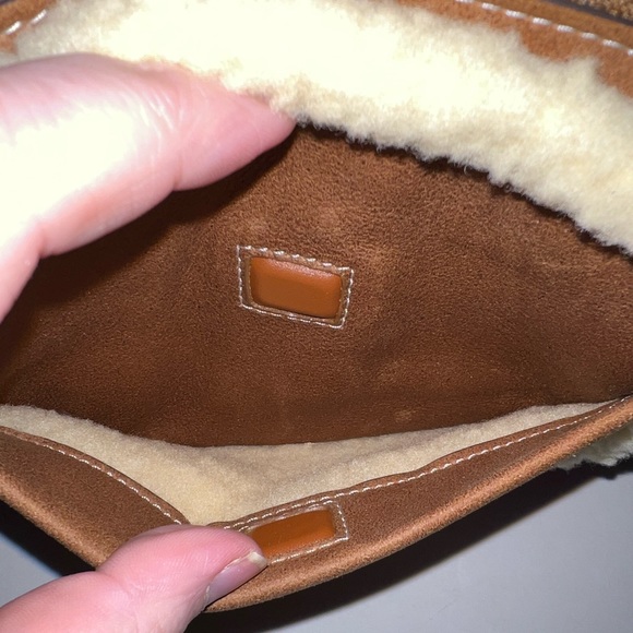 Tory Burch Perry Bombe Shearling Mini Bag in Classic Cuoio - Picture 6 of 13